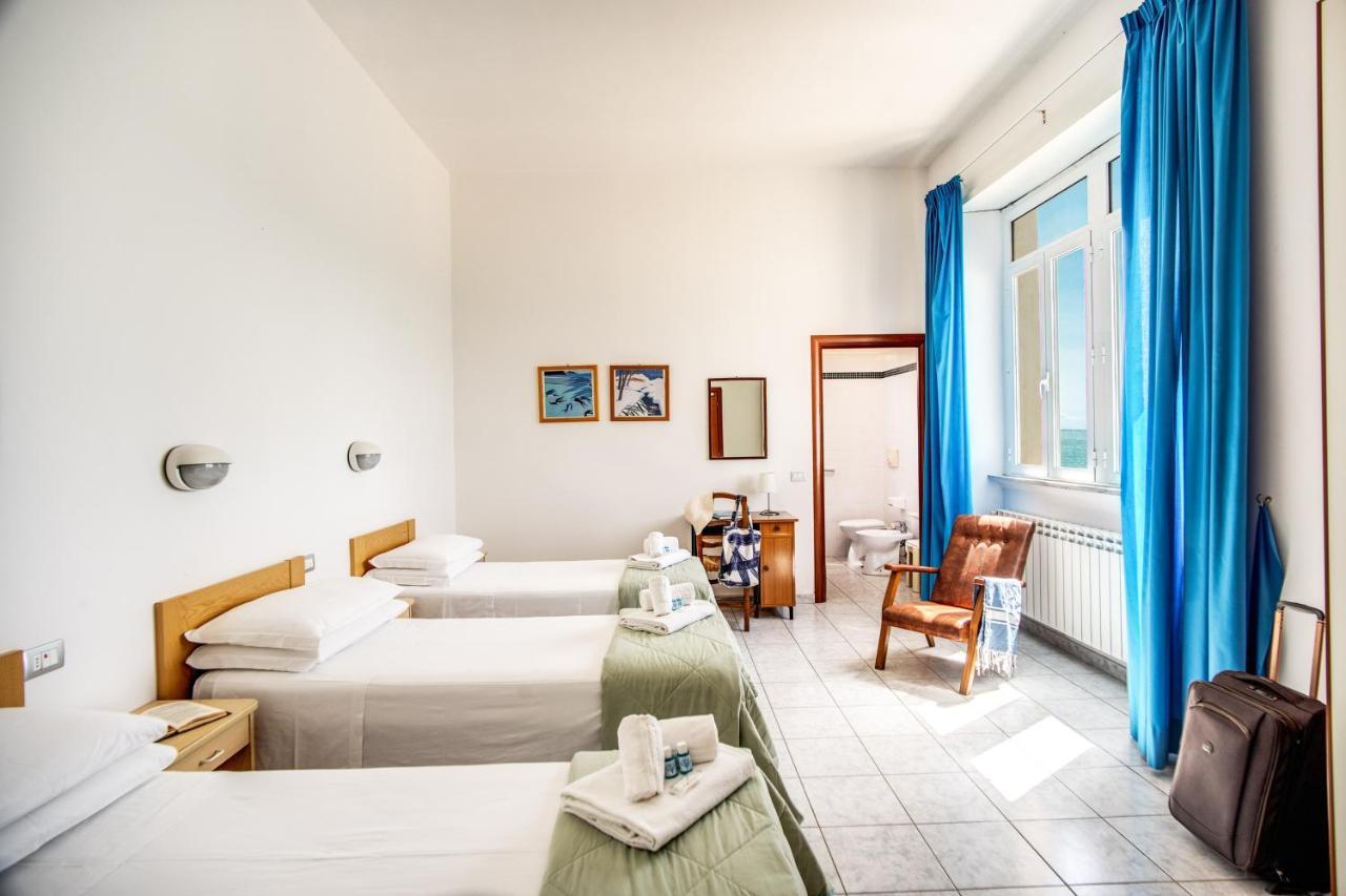 Villa Mg Hotel Santa Marinella Exteriér fotografie
