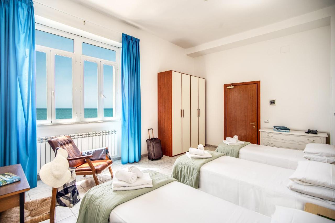 Villa Mg Hotel Santa Marinella Exteriér fotografie