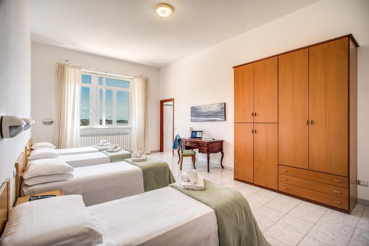 Villa Mg Hotel Santa Marinella Exteriér fotografie