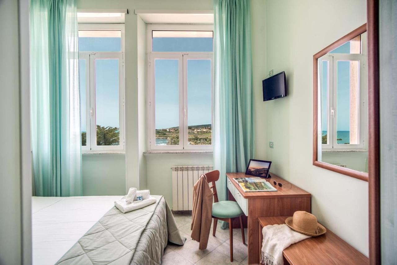Villa Mg Hotel Santa Marinella Exteriér fotografie