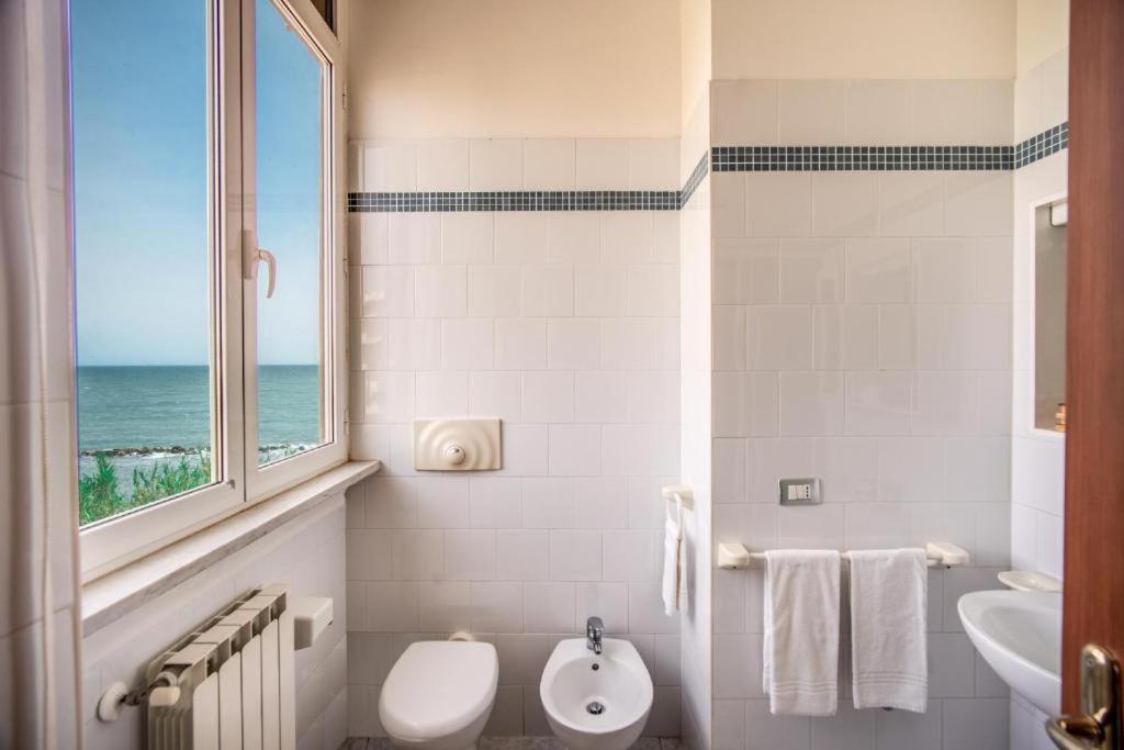Villa Mg Hotel Santa Marinella Exteriér fotografie