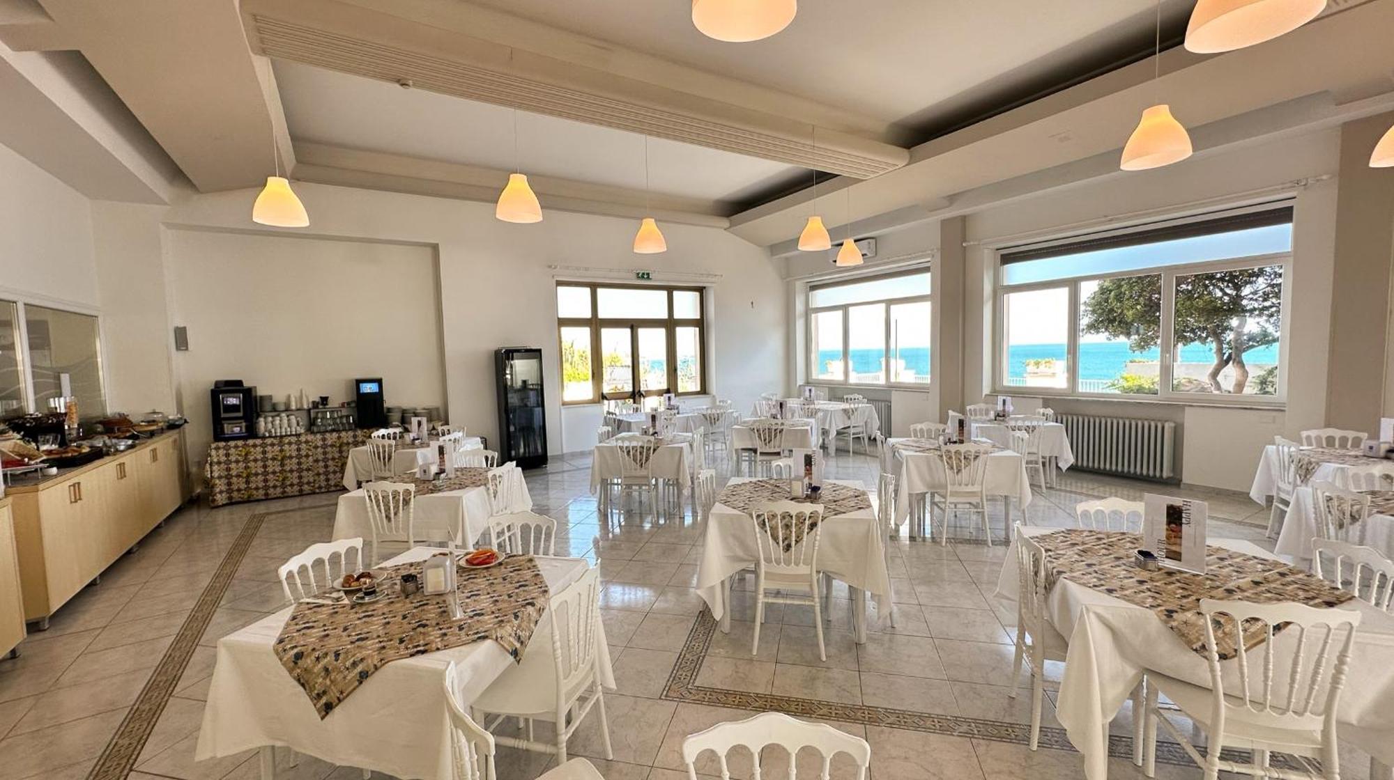Villa Mg Hotel Santa Marinella Exteriér fotografie