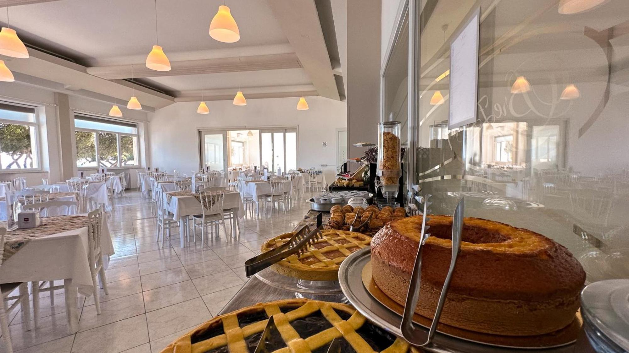 Villa Mg Hotel Santa Marinella Exteriér fotografie